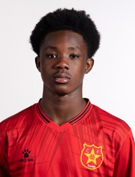 2026世界杯-记者：皇马接近签下16岁边锋纳纳，球员曾是巴萨青训营的一员