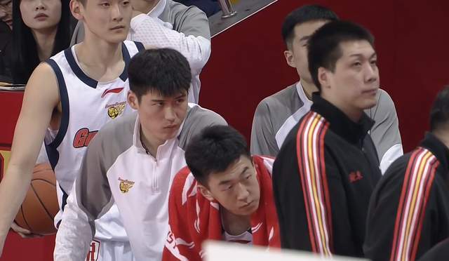 世界杯赛事直播-21分大胜仍不满意，媒体人怒批广东队，强调一点不理想，盛赞一人