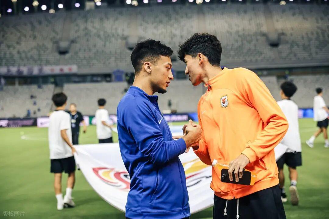 世界杯赛事直播-鲁能本土锋线又喜添一员虎将，热身赛爆发进球，未来有望成奇兵