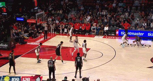 世界杯投注-好哥们！助攻瀚森上演五佳球暴扣 韦斯利激情庆祝