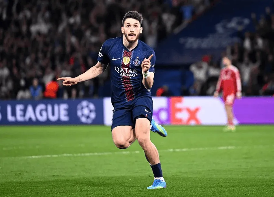 世界杯投注-K77本场7射2正进1球，3解围2抢断4造犯规，11对抗7成功